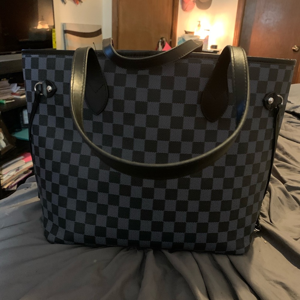 🌹🌷Daisy Rose Tote🌷🌹
